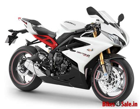 triumph daytona 675r price.